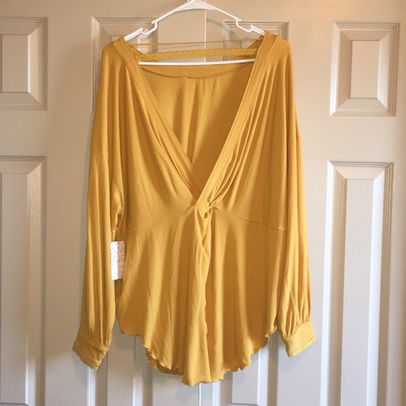 Free People Shimmy Shake Twist Back Top - Picture 4 of 9